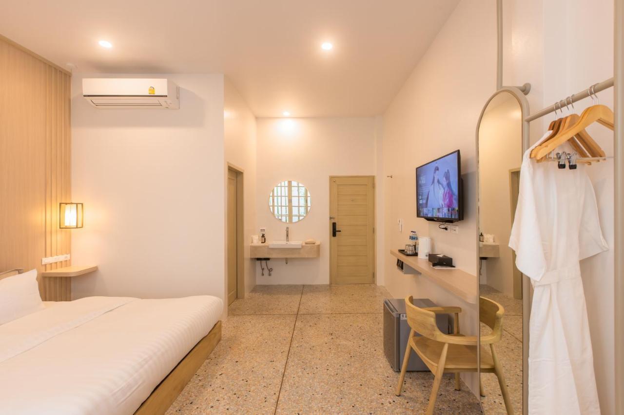 The Elements Boutique House Hotel Phuket Exterior foto